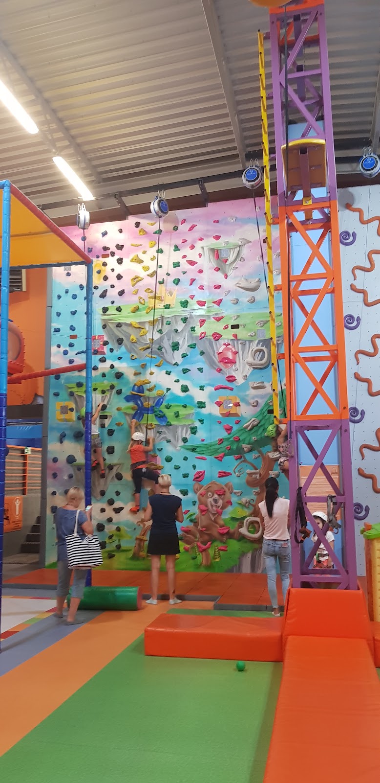 Photo of Kinder Park Centrum Rozrywki Rodzinnej Sala Zabaw Toruń