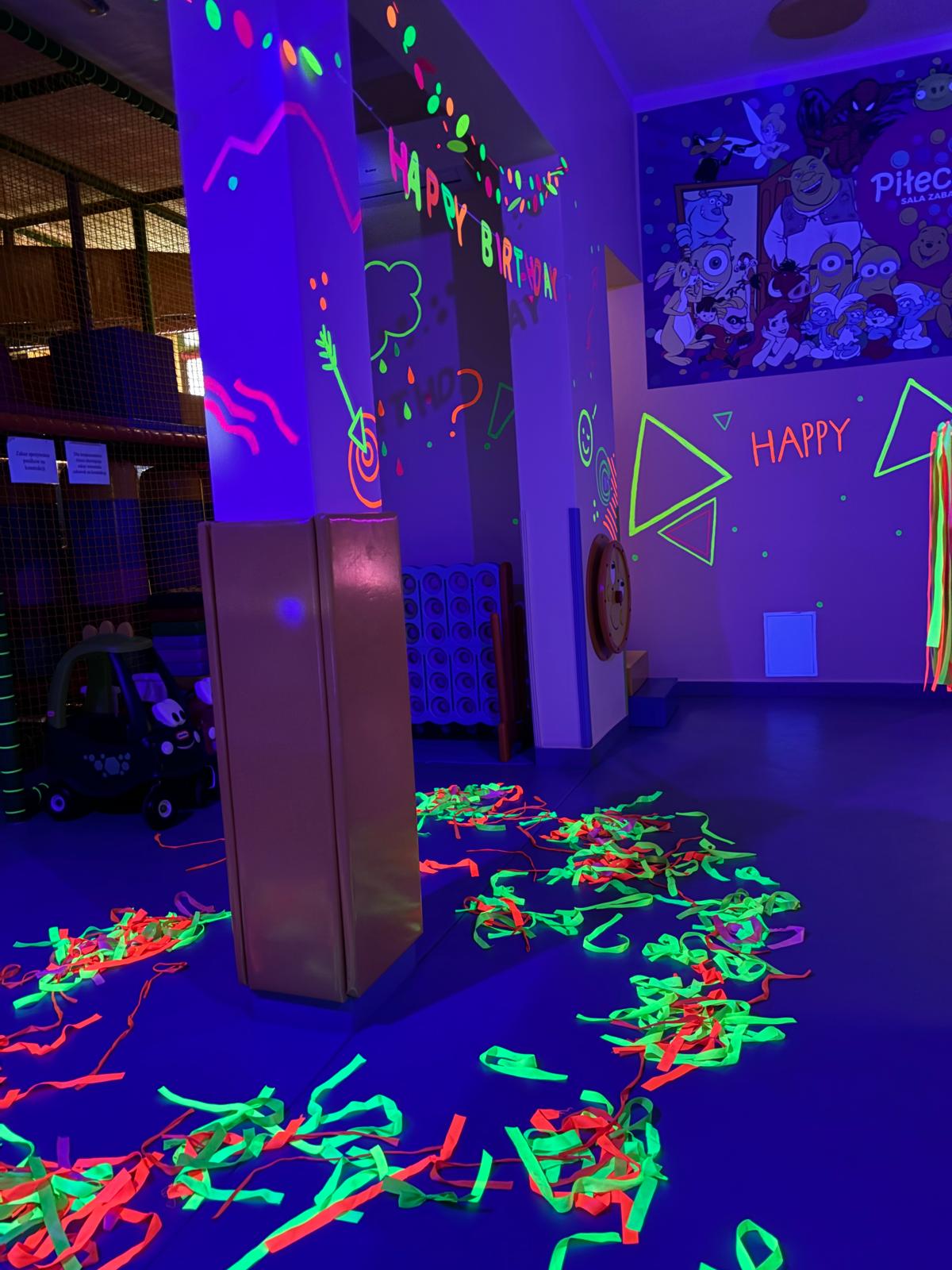 Piłeczki - Sala Zabaw