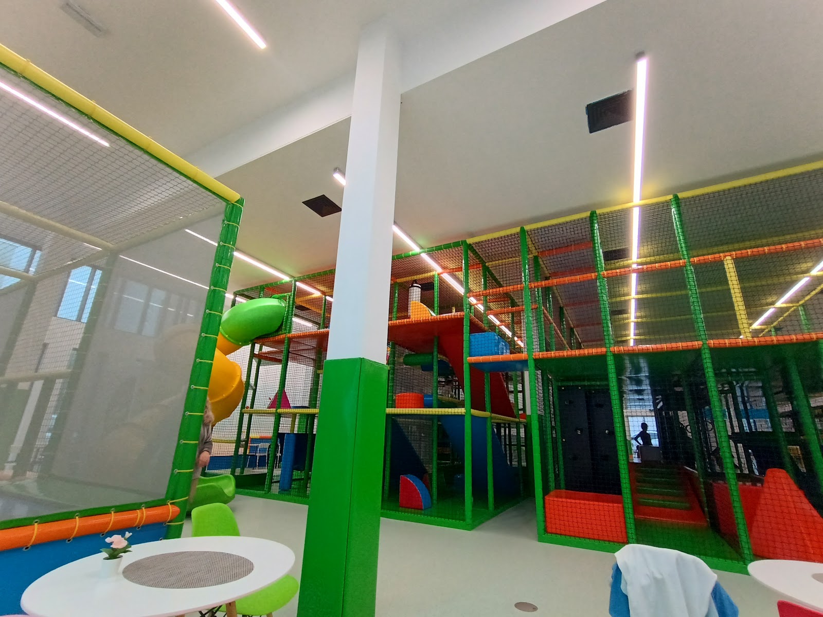 Alpiland Koszalin sala zabaw dla dzieci