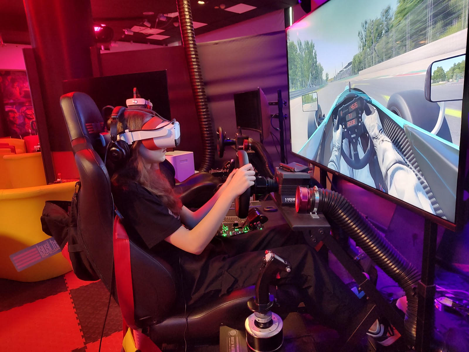 Photo of VirtualCity - Park Rozrywki VR i Salon SimRacing - Wrocław