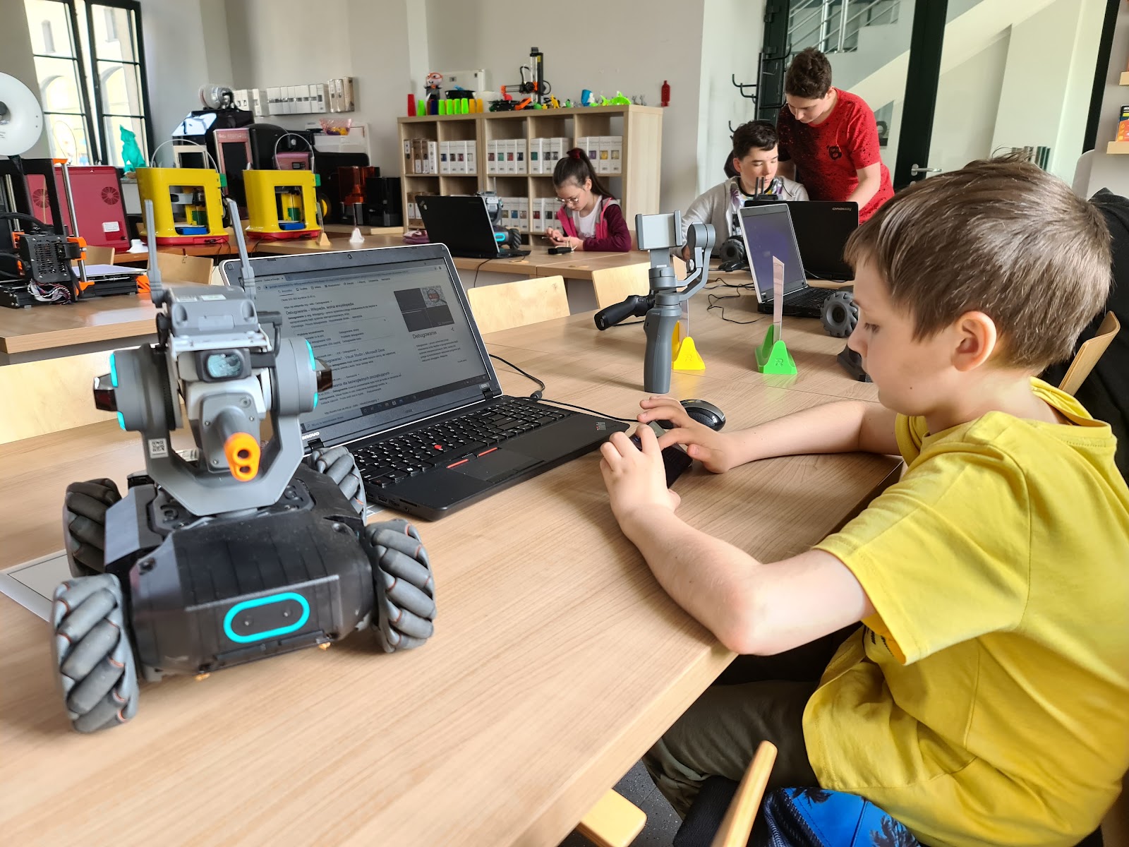 KidsTech - Centrum Edukacji STEAM & AI