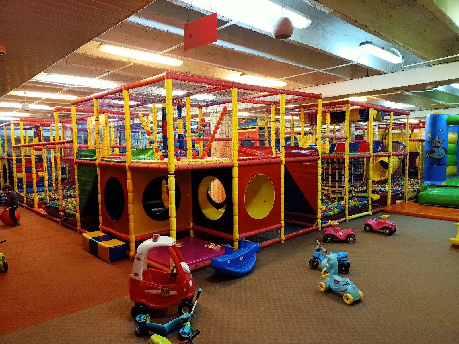 Sala Zabaw dla Dzieci FIGLARNIA (dawniej PIOTRUŚ)