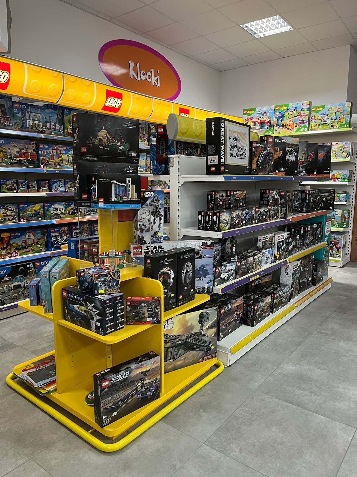 Zabawkowy Raj Łomża – radość zabawy i wszystko do szkoły