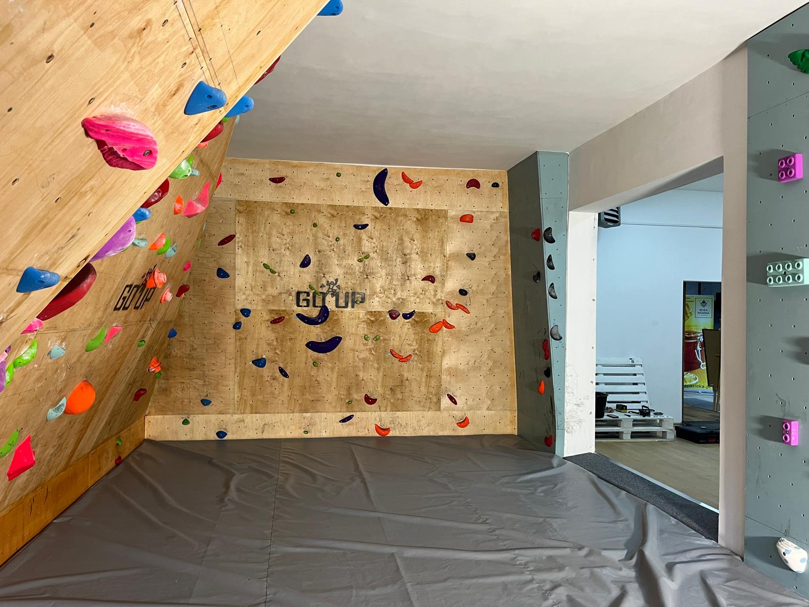 Photo of Ścianka wspinaczkowa GoUp