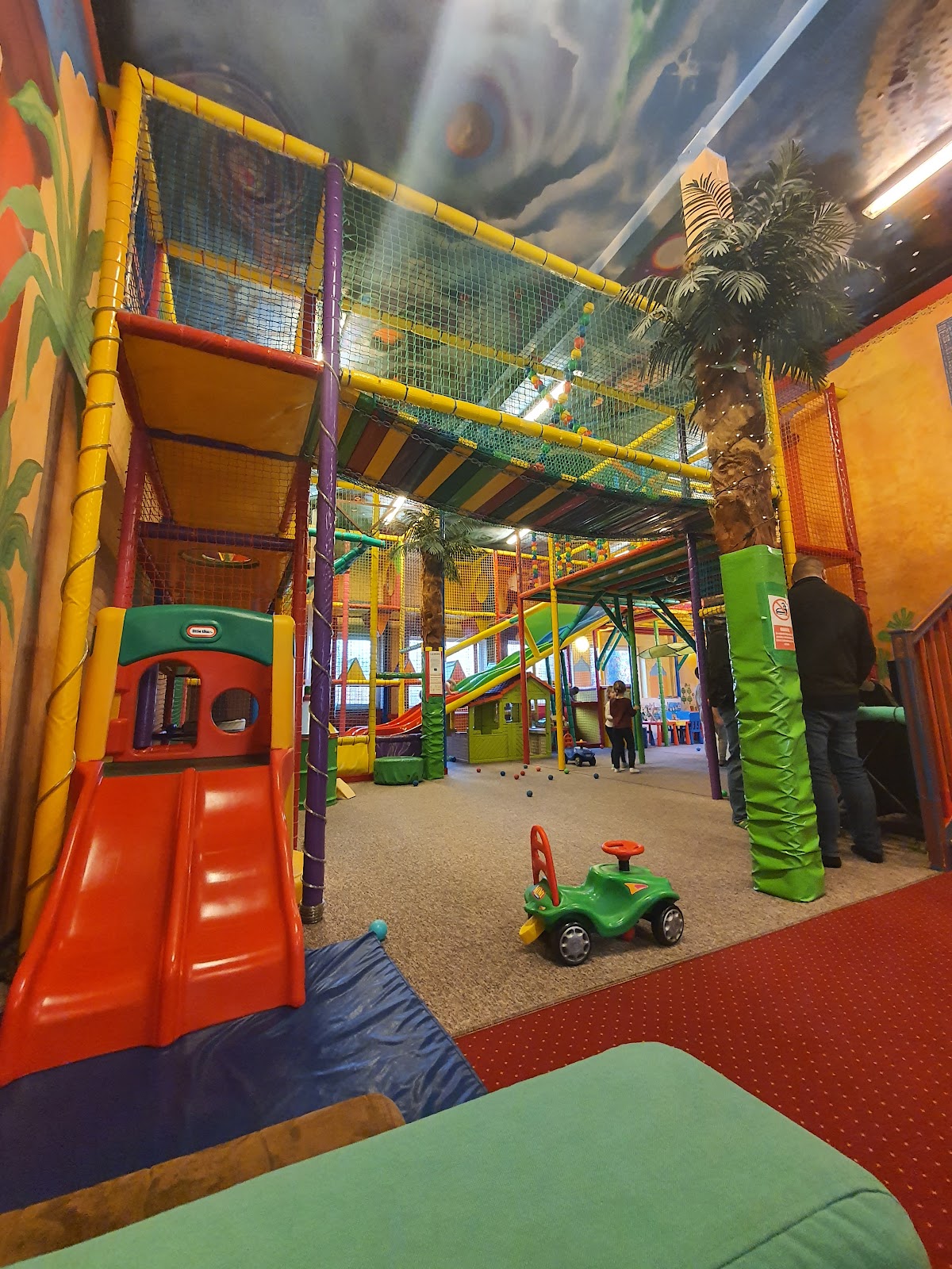 Aladdin playroom for children