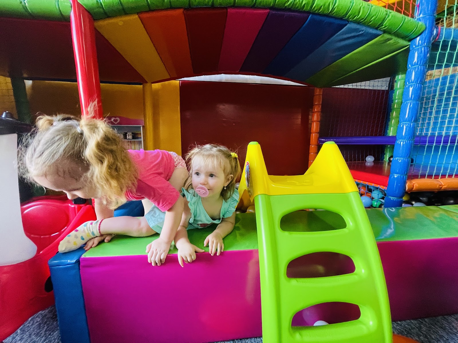 Korona Kids sala zabaw dla dzieci